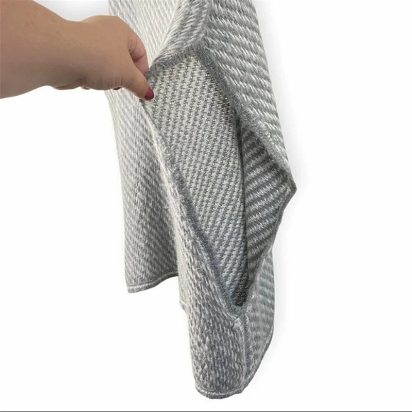 Lovestitch Grey & White Angora Wool Blend Turtle Neck Open Sleeve Poncho - Picture 6 of 8